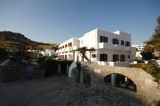 Psarou Hotel 2*